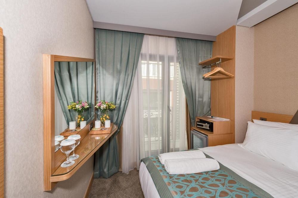 Hotel Genova Istanbul Exterior foto