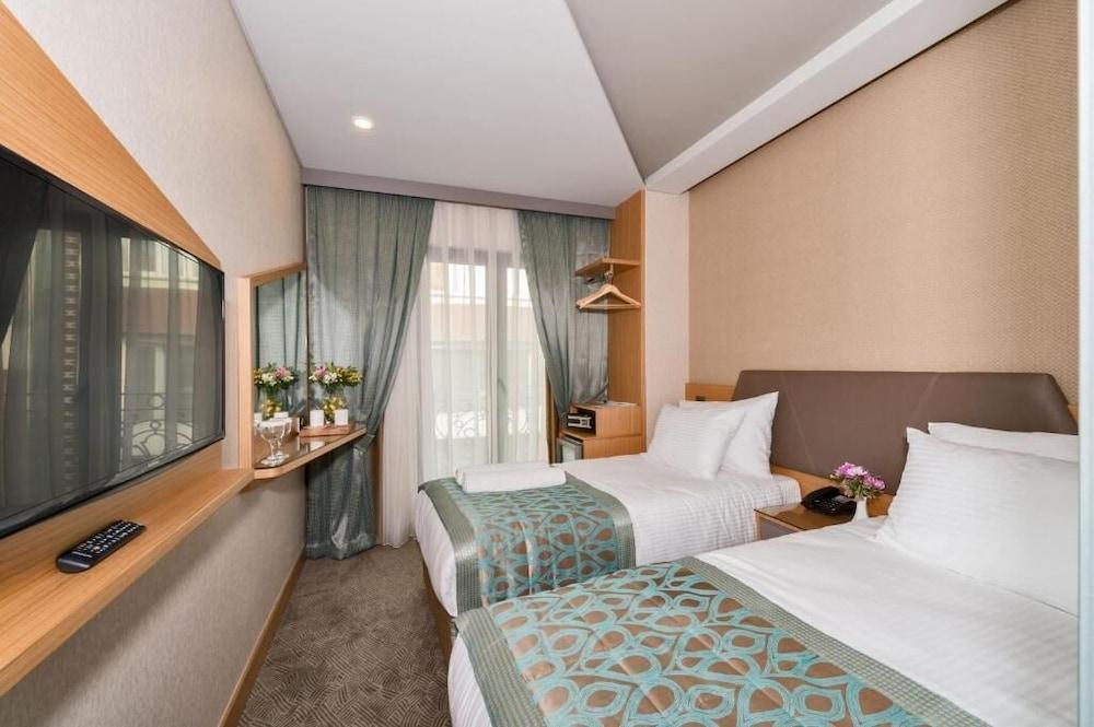 Hotel Genova Istanbul Exterior foto